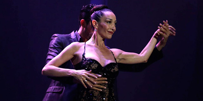 mora godoy contrataciones, barack obama, guiness record