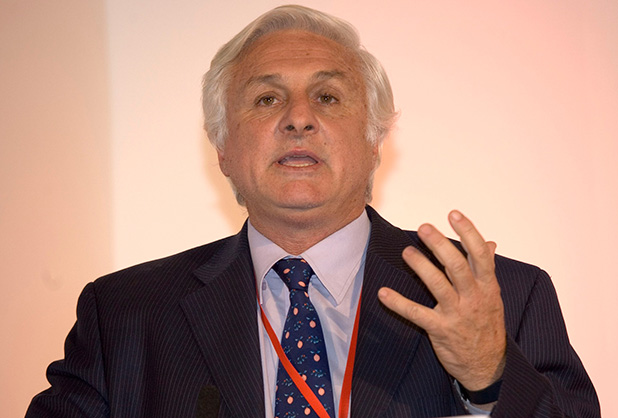 Por la contratación de Roberto Canessa completá nuestro formulario de contacto