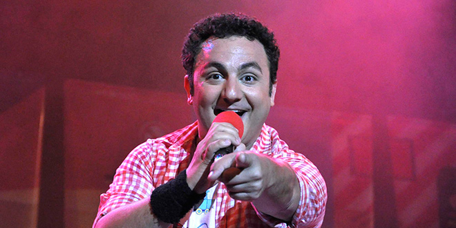 topa contrataciones, espectaculo infantil, infancia, microfono