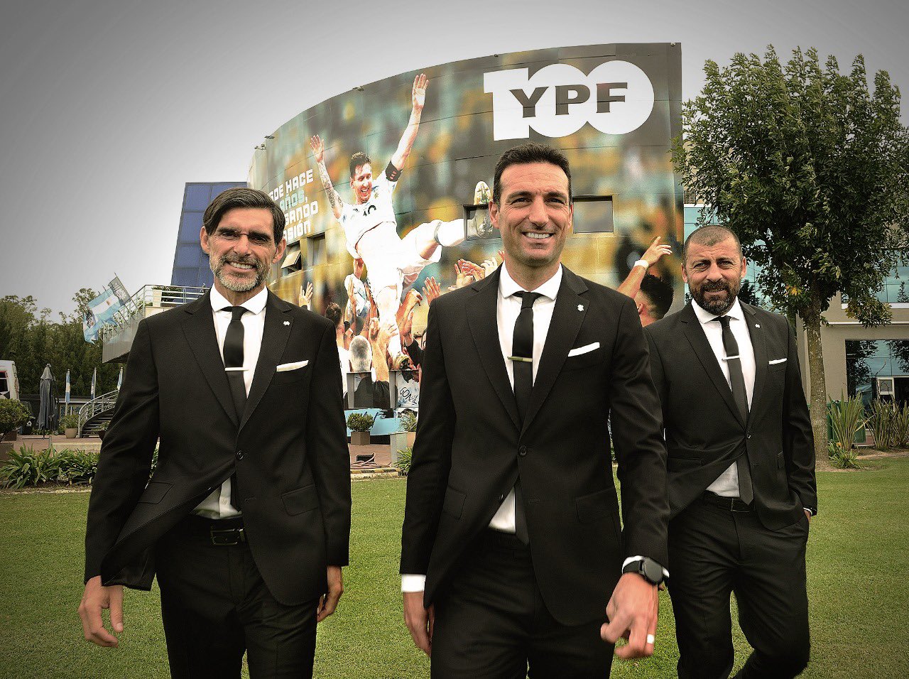Roberto Ayala 7 Roberto Ayala 3