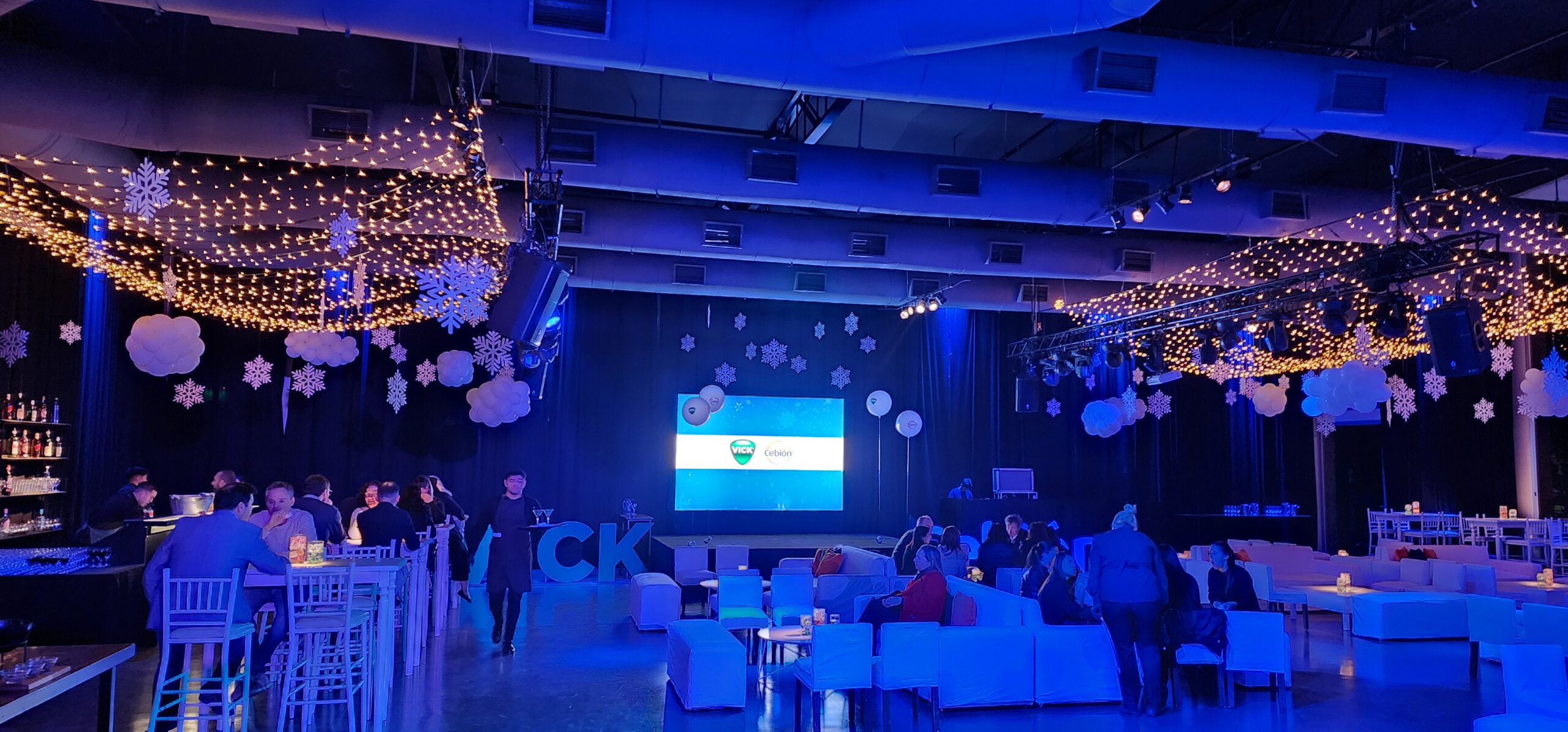 World Music BA llevó a Mike Chouhy al evento de invierno de Vick y Cebión 8 World Music BA llevó a Mike Chouhy al evento de invierno de Vick y Cebión 4