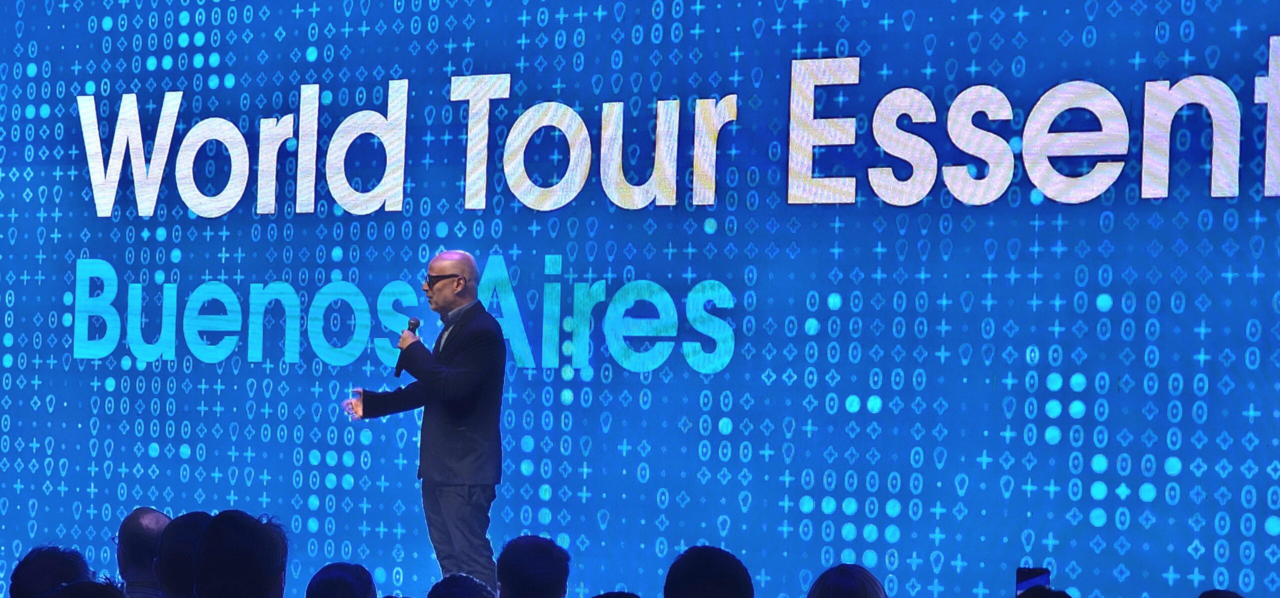 World Music BA junto a Sebastián Wainraich en el evento de Salesforce 8 World Music BA junto a Sebastián Wainraich en el evento de Salesforce 4