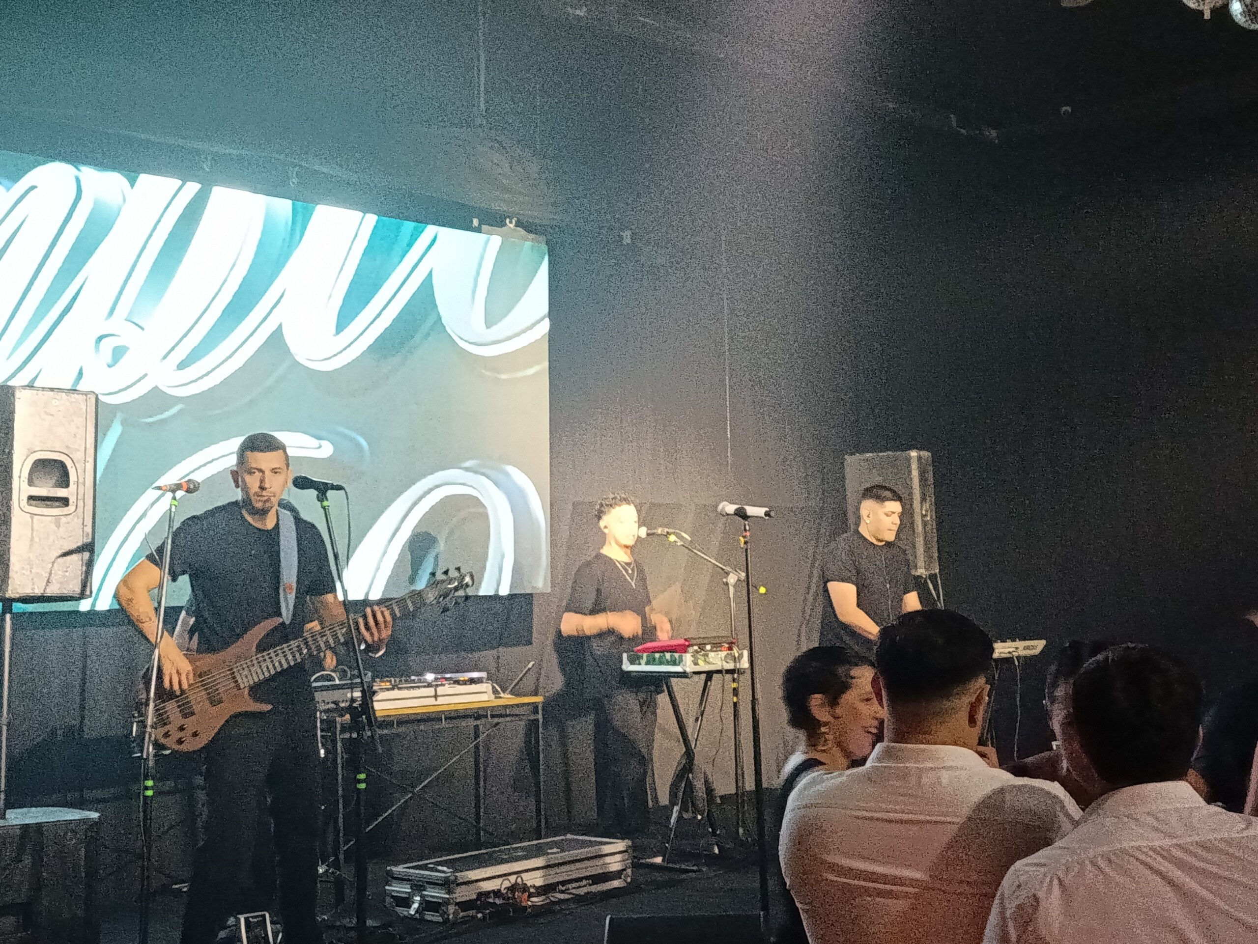 Hernán y La Champions Liga en la fiesta de fin de año de Sigma Agro 14 Hernán y La Champions Liga en la fiesta de fin de año de Sigma Agro 10