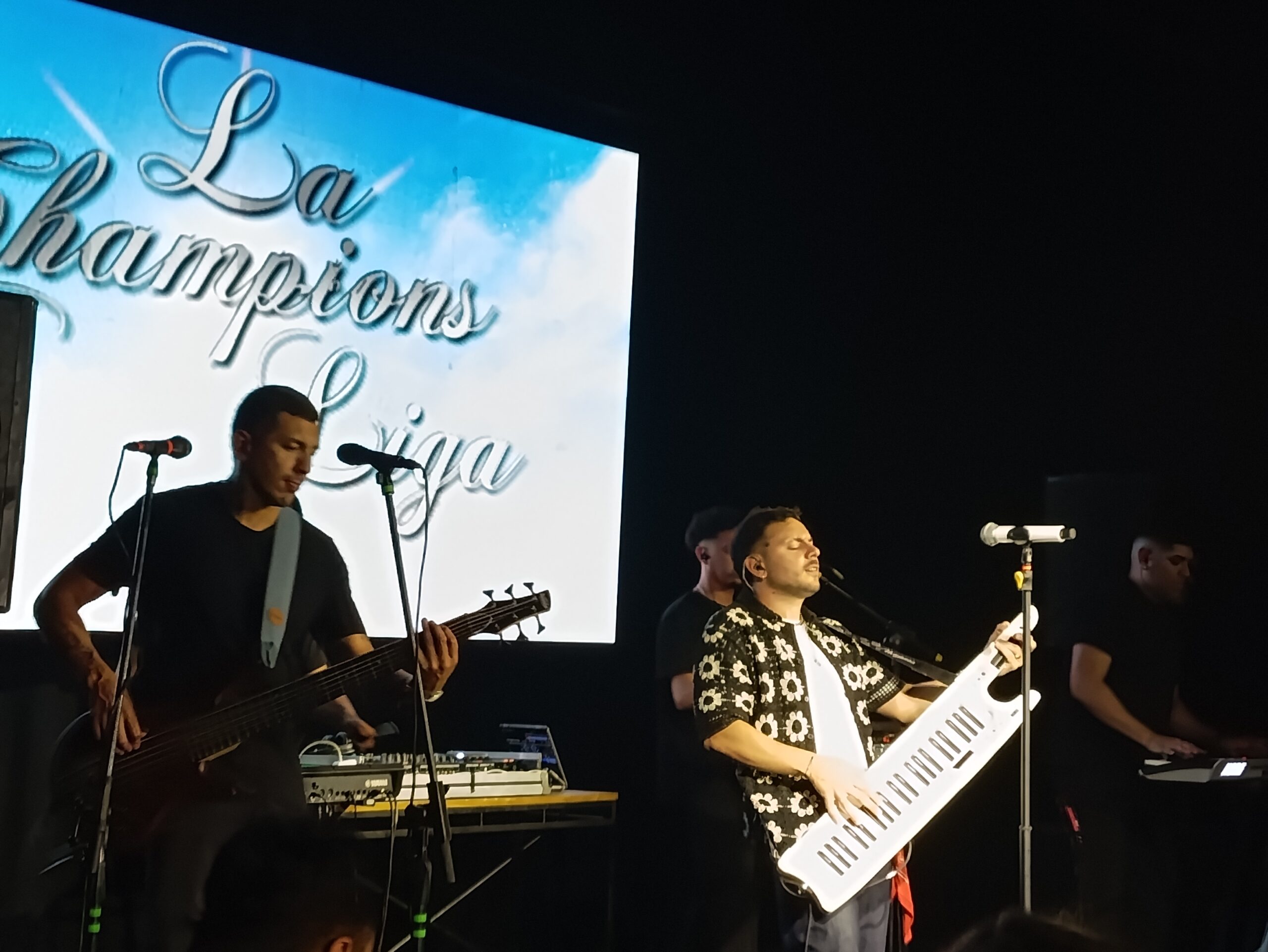 Hernán y La Champions Liga en la fiesta de fin de año de Sigma Agro 10 Hernán y La Champions Liga en la fiesta de fin de año de Sigma Agro 6