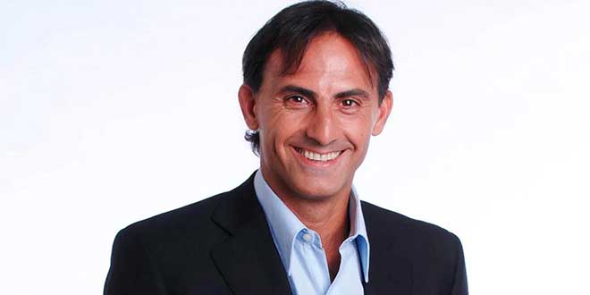 contratar a diego latorre