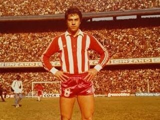 Patricio Hernández 4