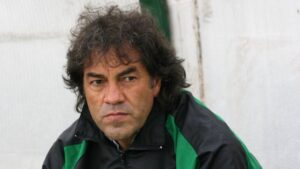 Patricio Hernández 9