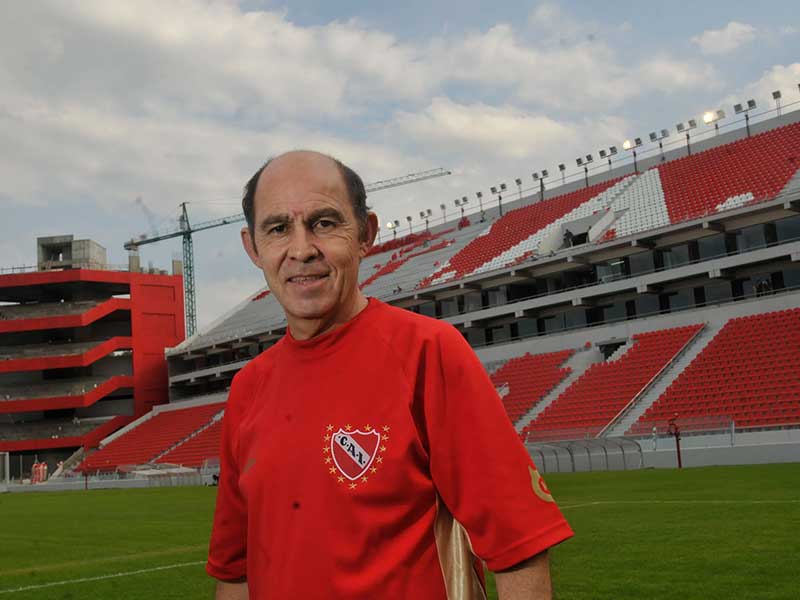 contratar a ricardo bochini