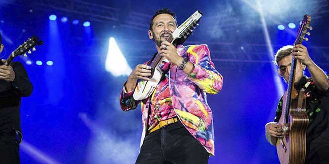 contratar artistas de folklore