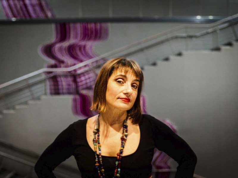 contratar a hilda lizarazu