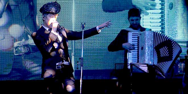 maxi trusso rock bailable