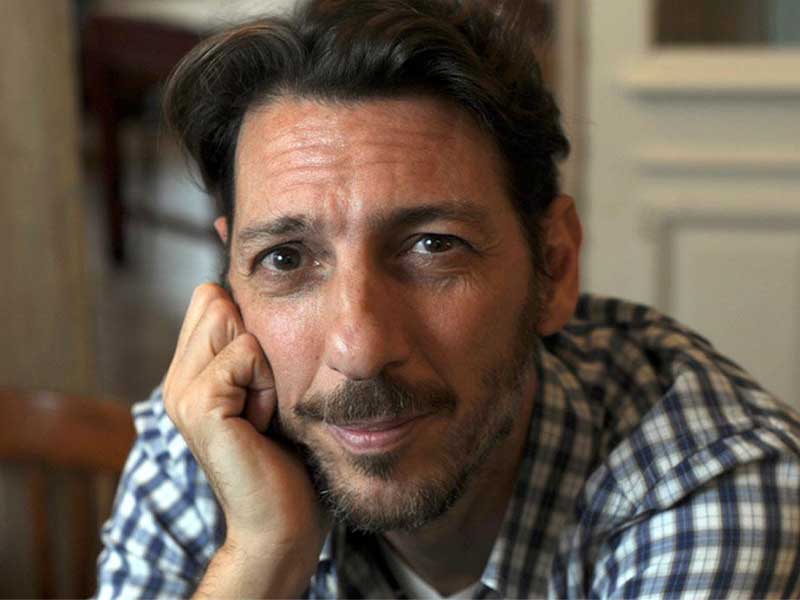 contratar a humberto tortonese