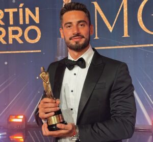 Nico Occhiato en los Martín Fierro