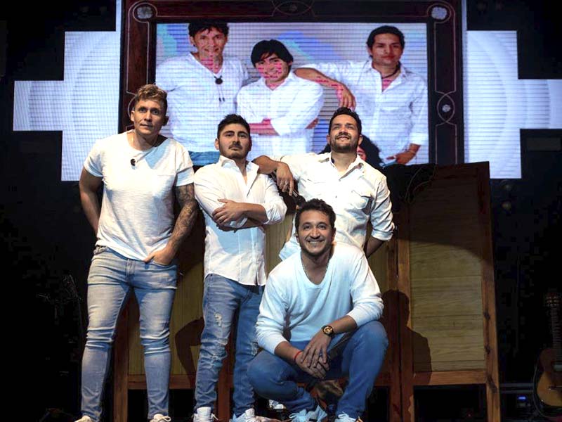 contratar a canto 4