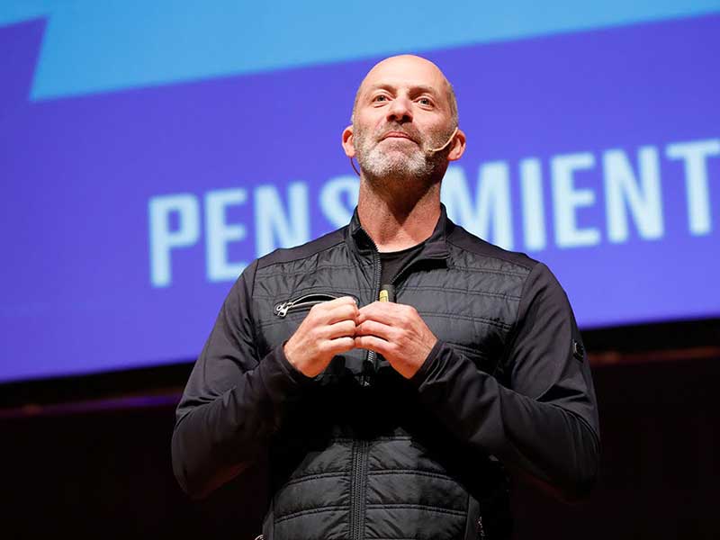 contratar a estanislao bachrach contratar a estanislao bachrach