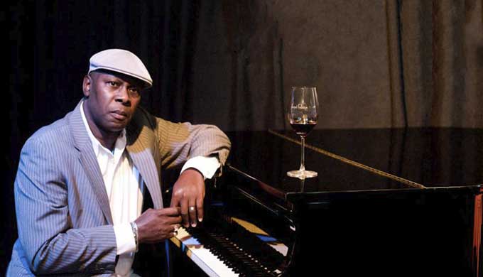 contratar a ibrahim ferrer jr