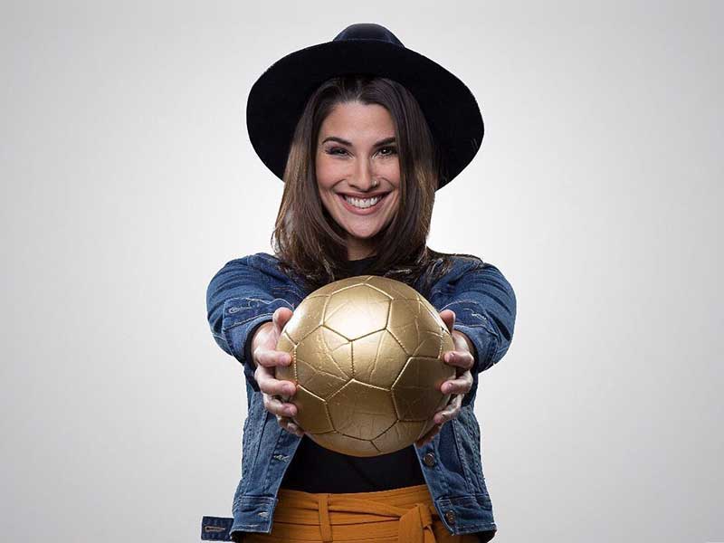 contratar a ivana nadal contratar a ivana nadal