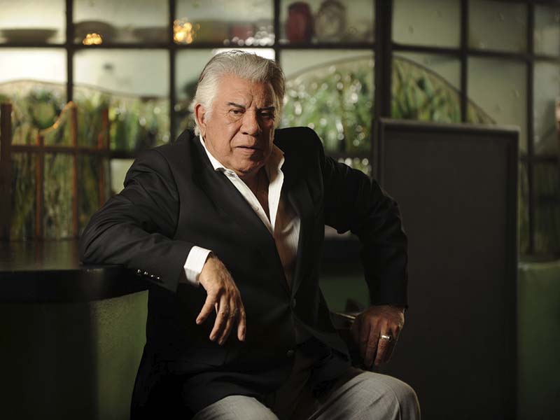 contratar a raul lavie