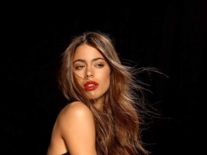 contratar a tini stoessel