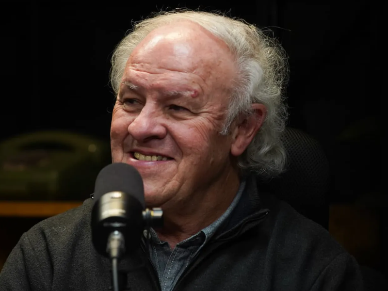 Contratar a Cesar Banana Pueyrredon 5