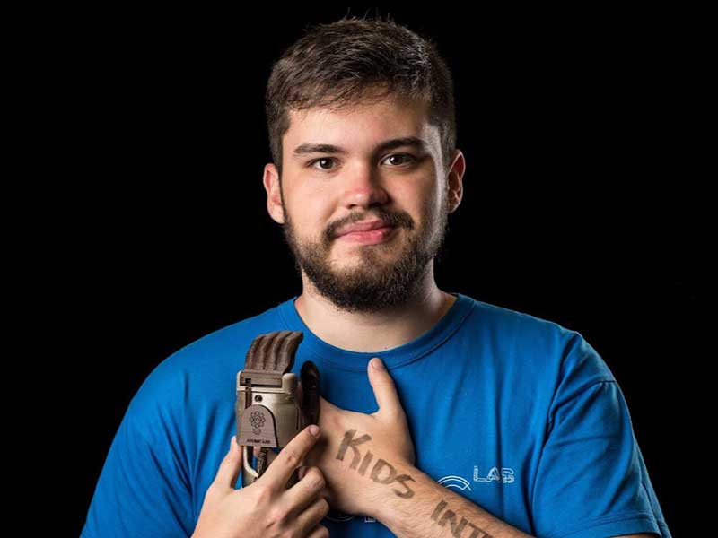 contratar a gino tubaro