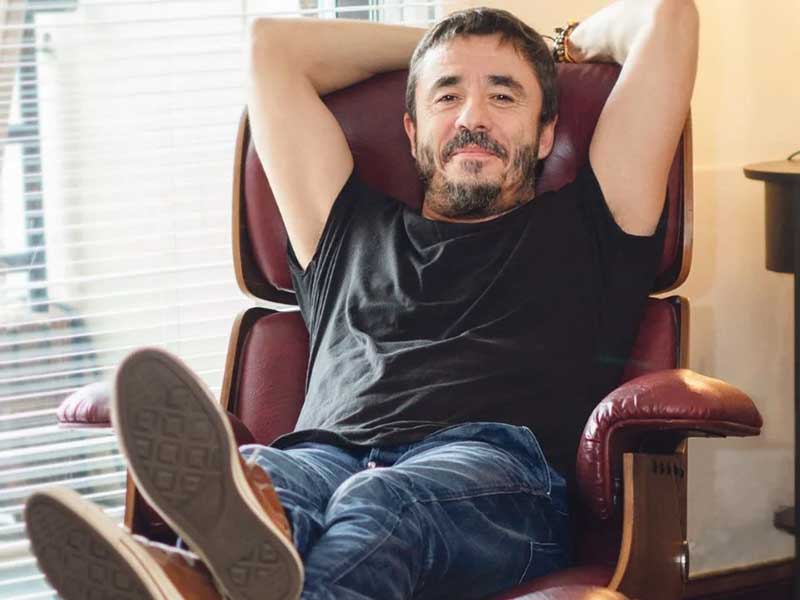 contratar a pablo granados