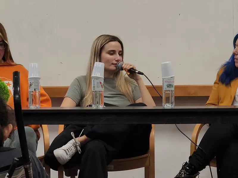 tamara tenenbaum en la facultad de psicologia