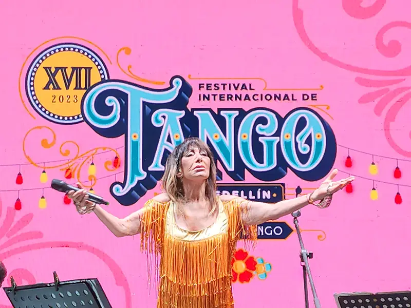 adriana varela en medellin