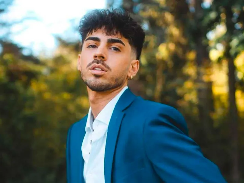 Contratar a Agus Franzoni