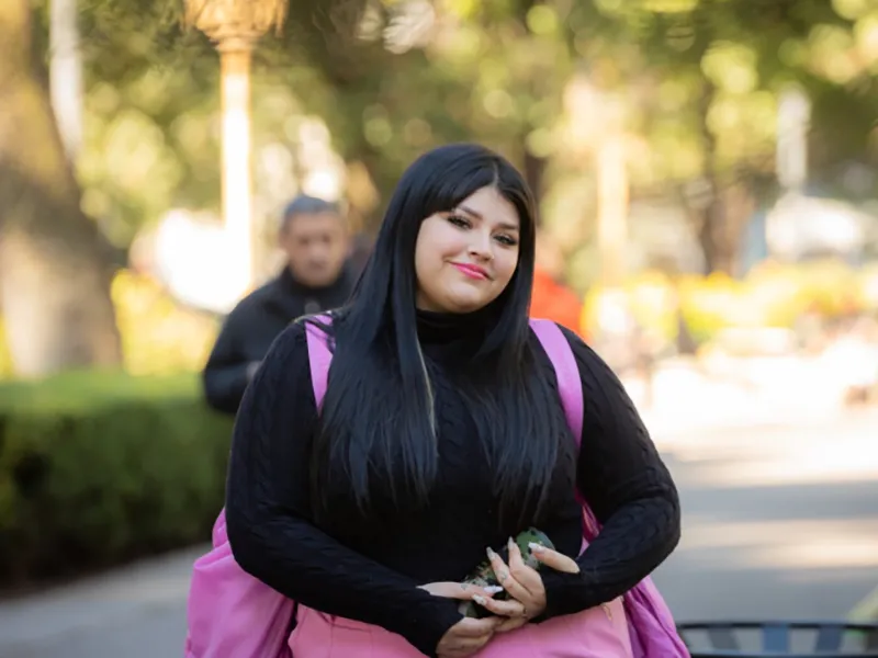 Flor Álvarez