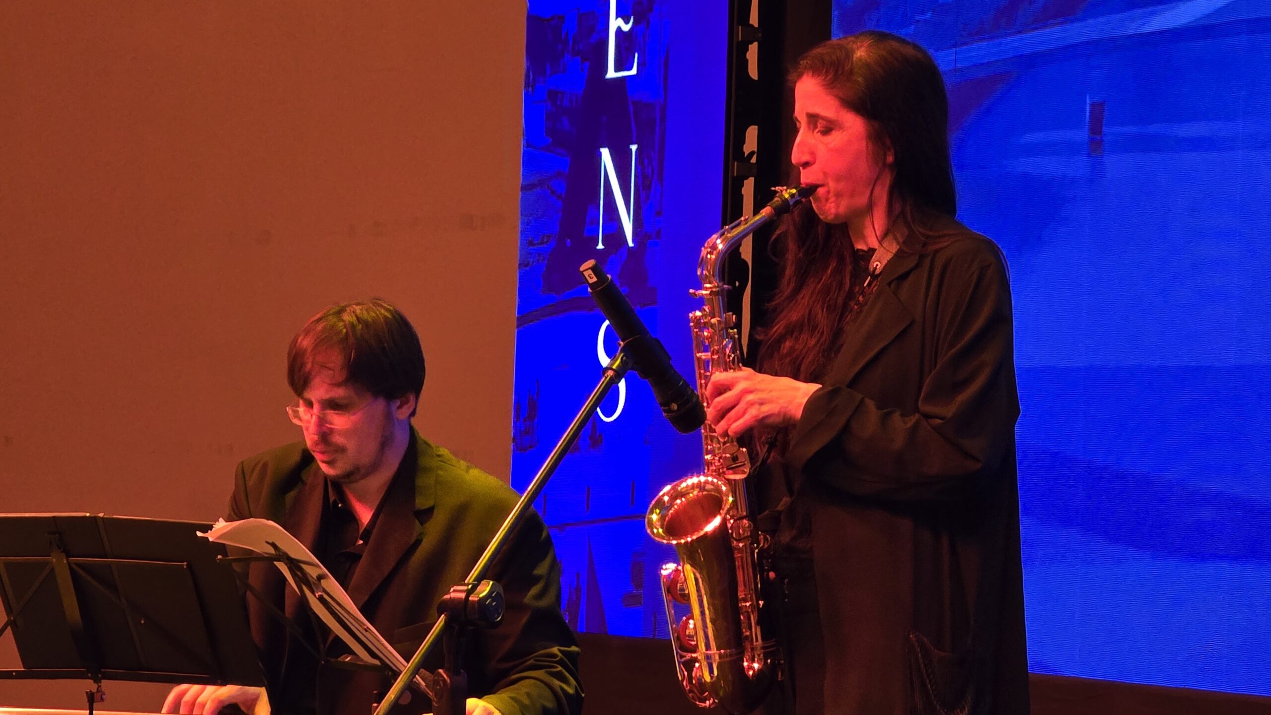Casiana Grosso en el cóctel de Orígens 2