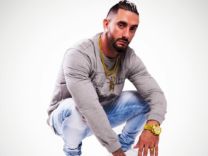 World Music BA presentó a Román El Original en la fiesta de fin de año de Red Link 10