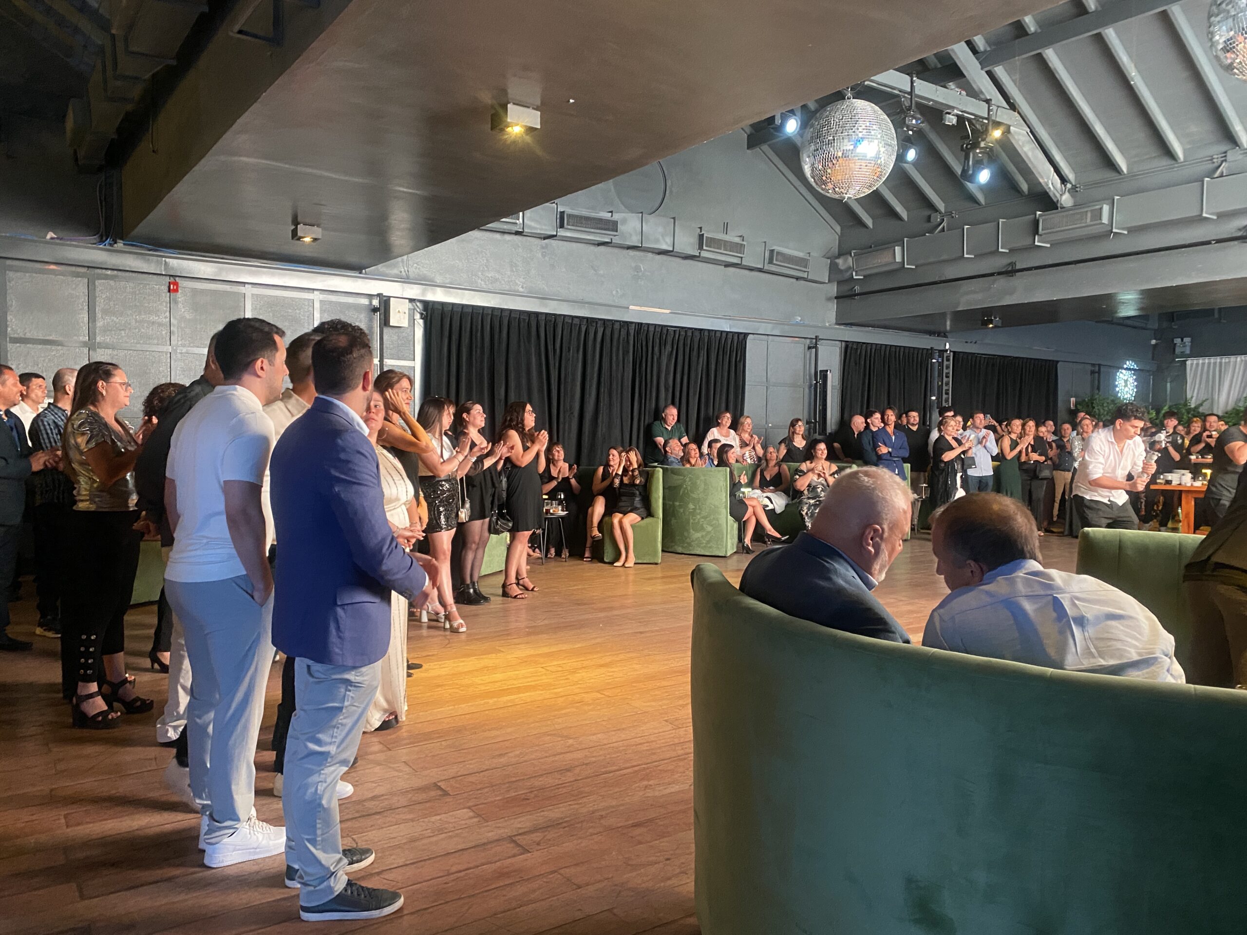 Verónica Varano condujo la fiesta de fin de año del Laboratorio Soubeiran Chobet  3