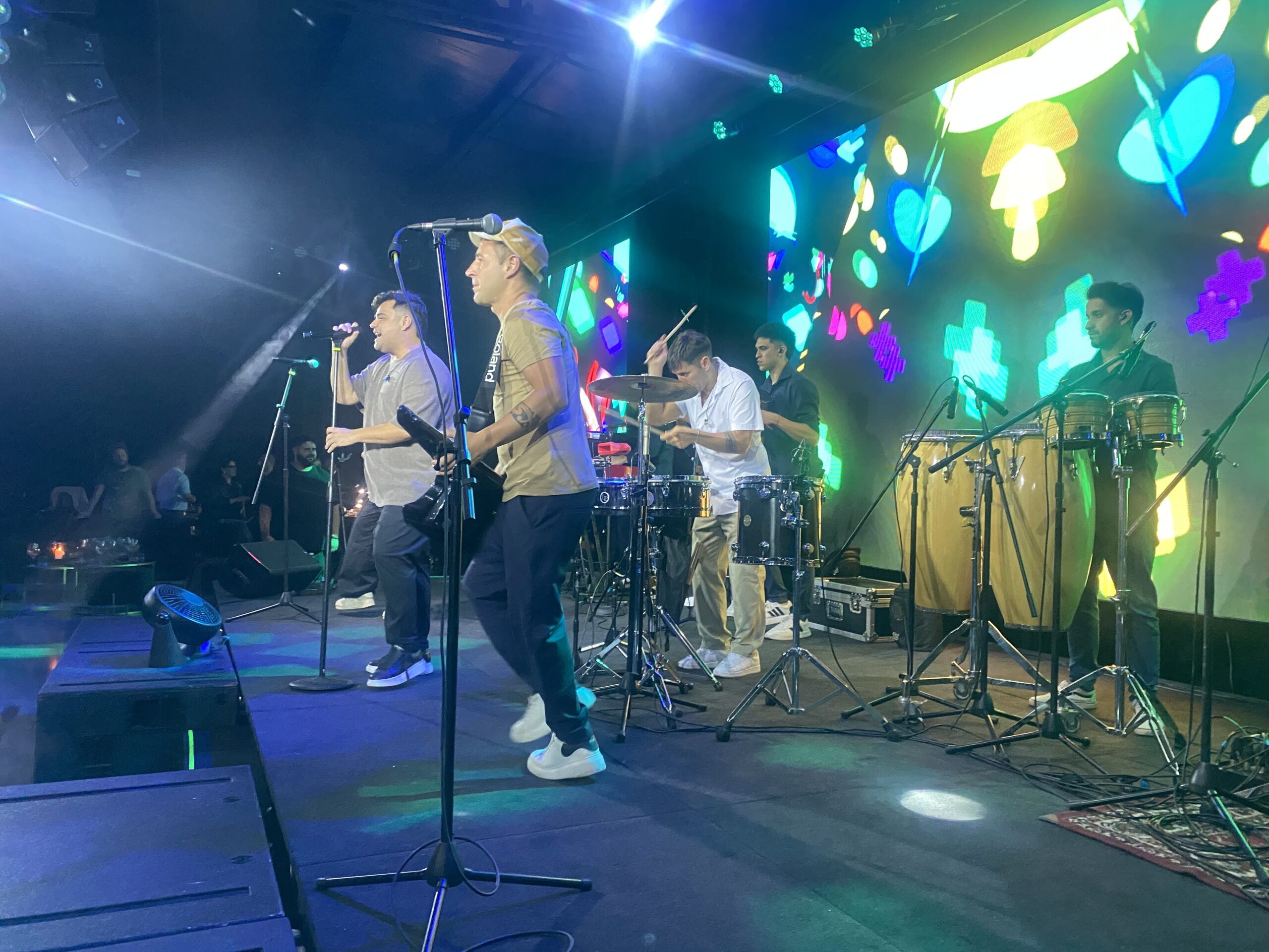 Los Totora en la fiesta de fin de año de Terminales Río de la Plata 7