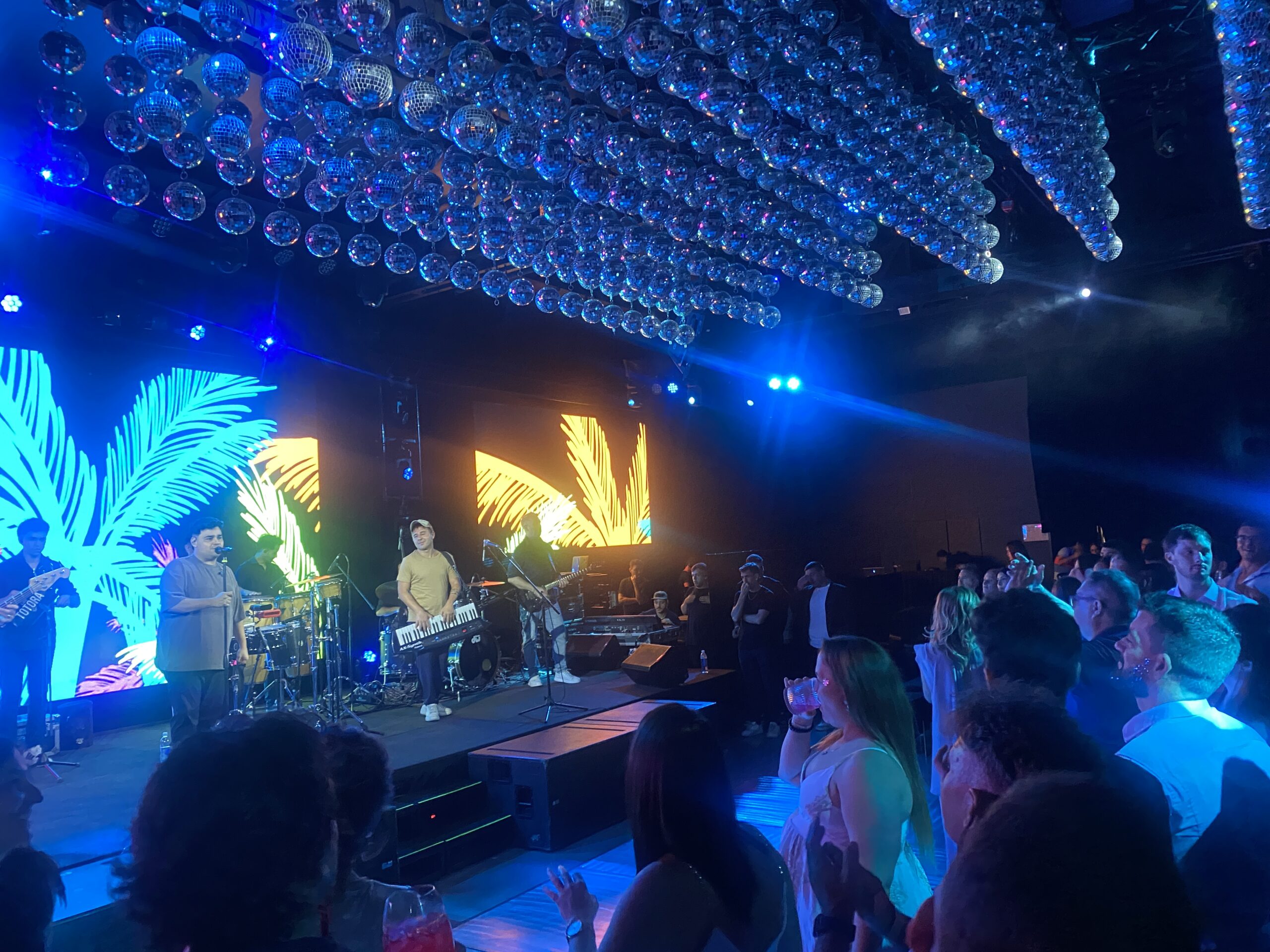 Los Totora en la fiesta de fin de año de Terminales Río de la Plata 2