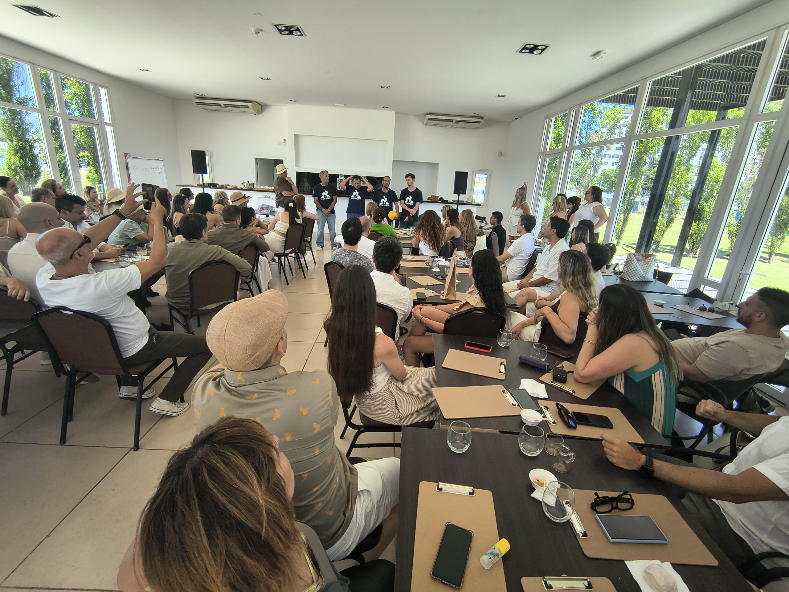 Martín Demonte en la fiesta de fin de año de Remax Tango 9