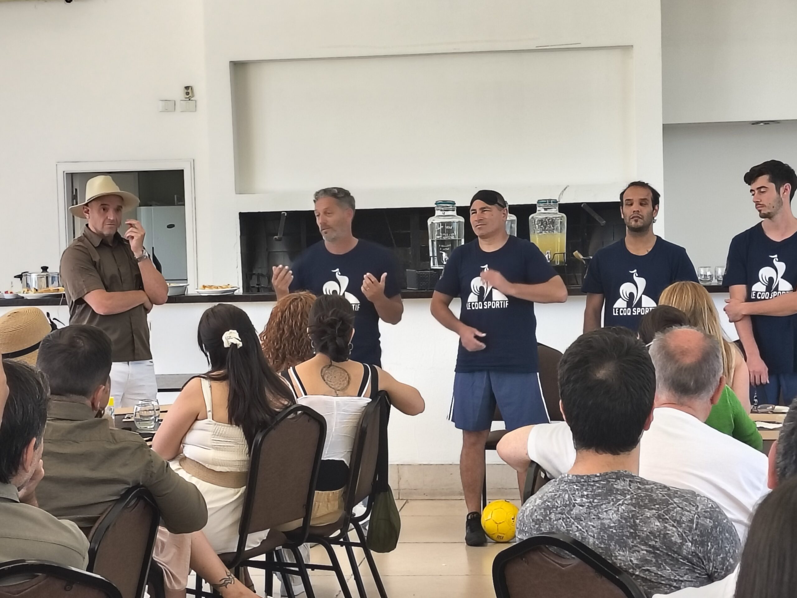 Martín Demonte en la fiesta de fin de año de Remax Tango 8