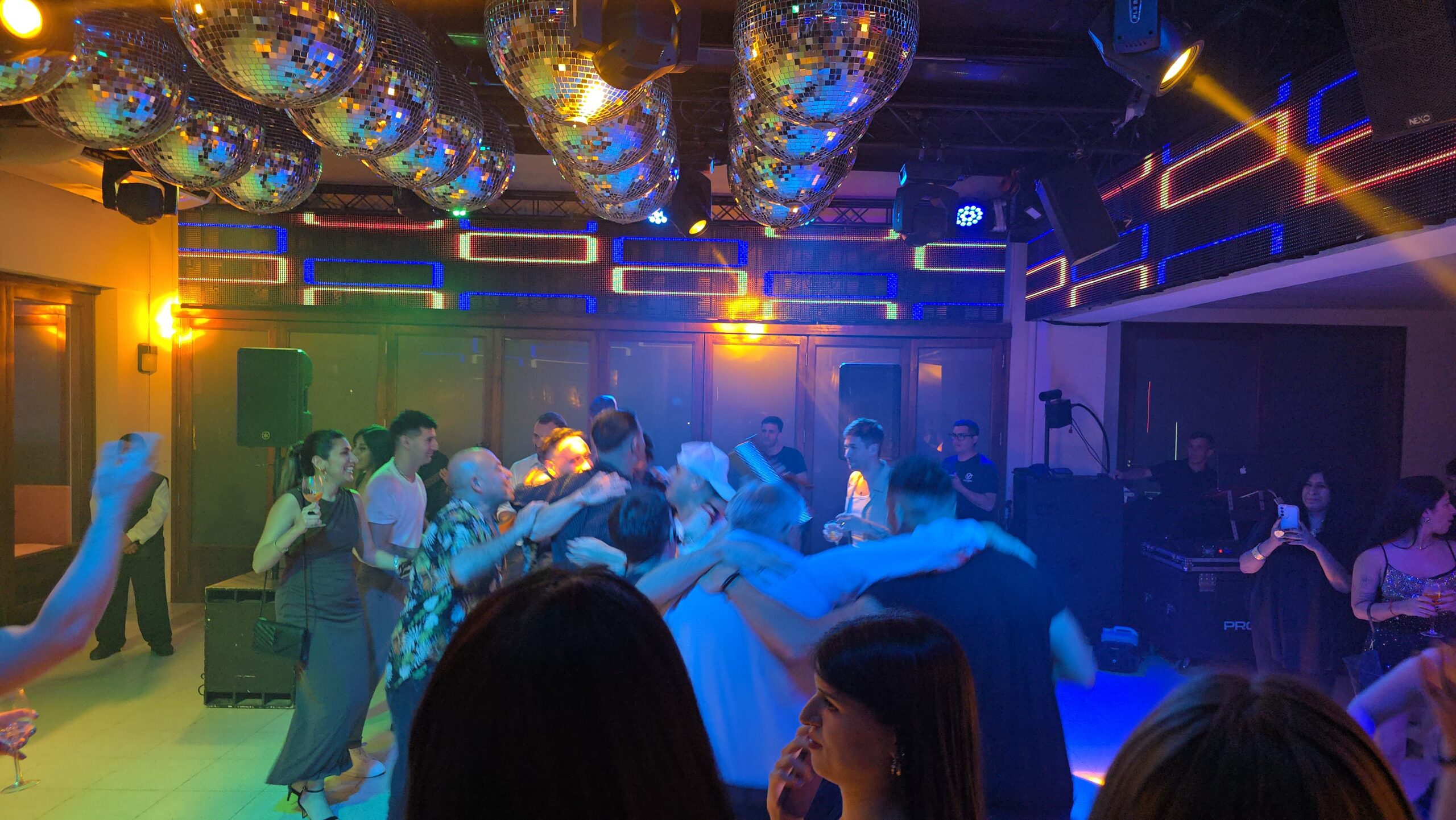 Show de La Cachirla en la fiesta de Total Herramientas 6