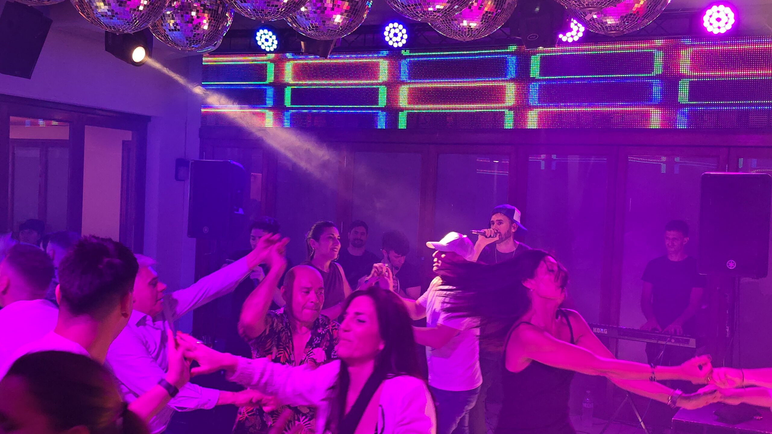 Show de La Cachirla en la fiesta de Total Herramientas 7