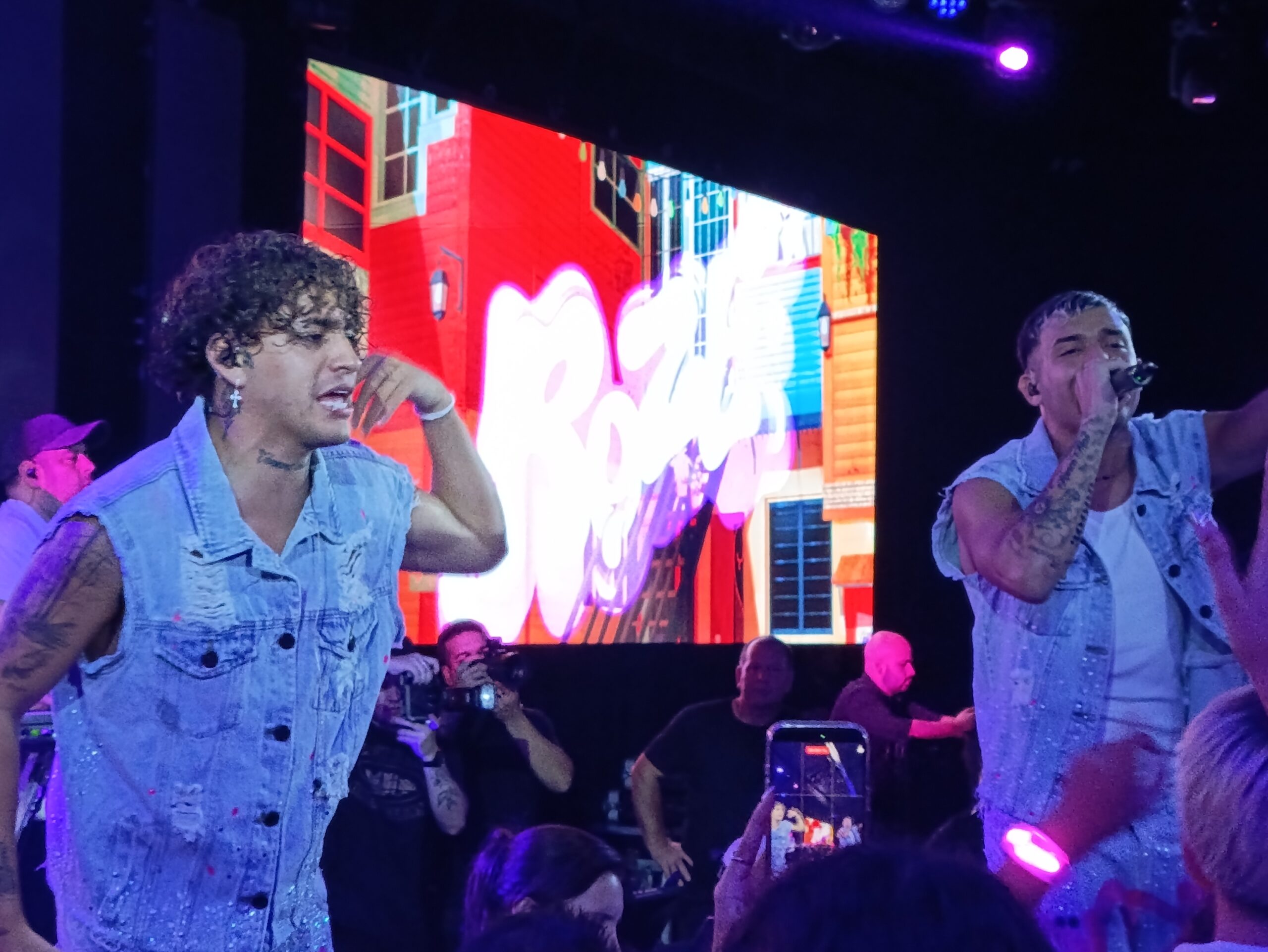 Show de Roze en el cumpleaños de 15 de Mora 7