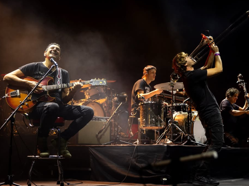Divididos en el Movistar Arena: La aplanadora presentó su nuevo disco en un show repleto de condimentos 3
