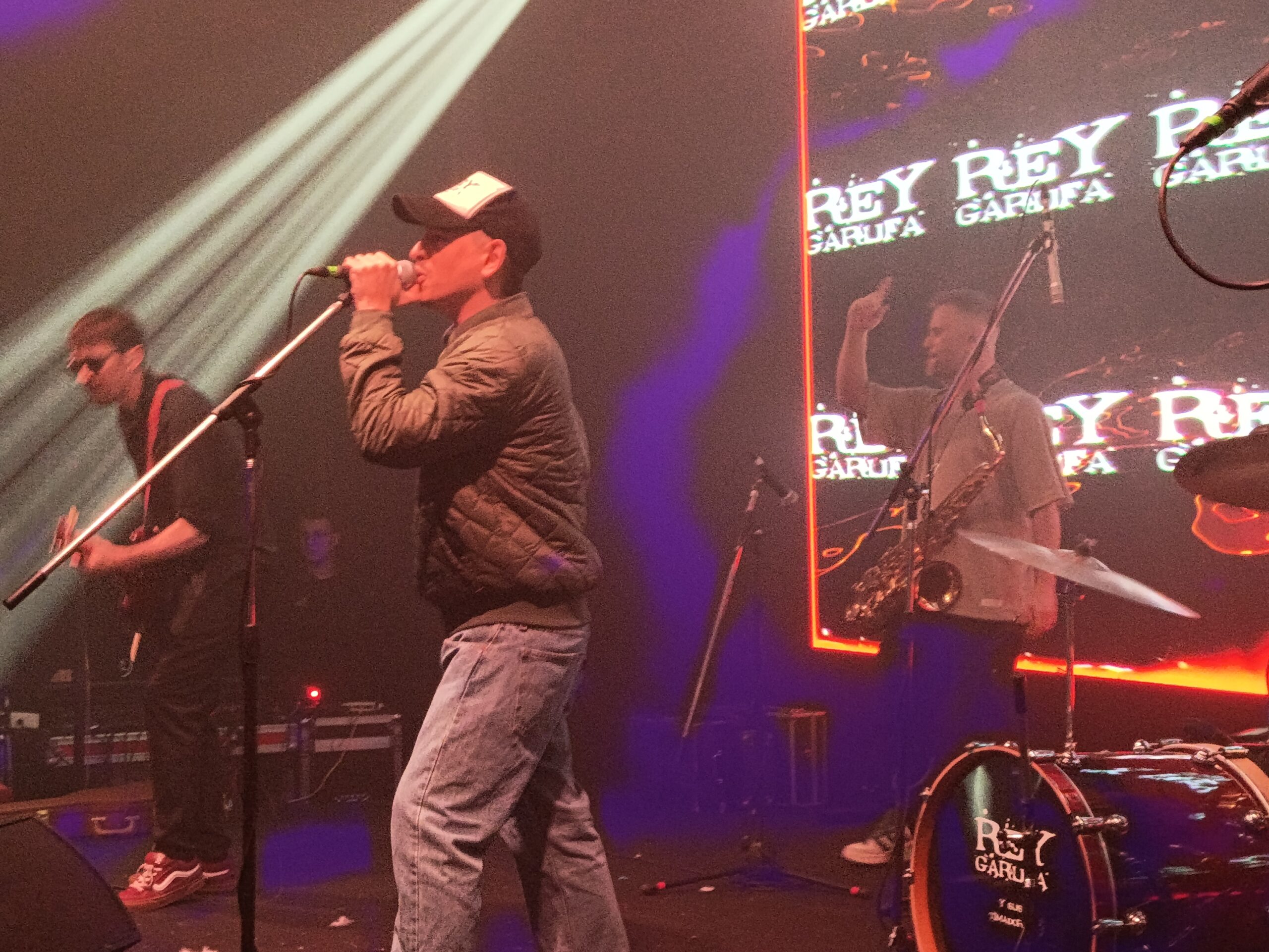Show de Rey Garufa en el cumpleaños de Juan Manuel en Benavídez 4