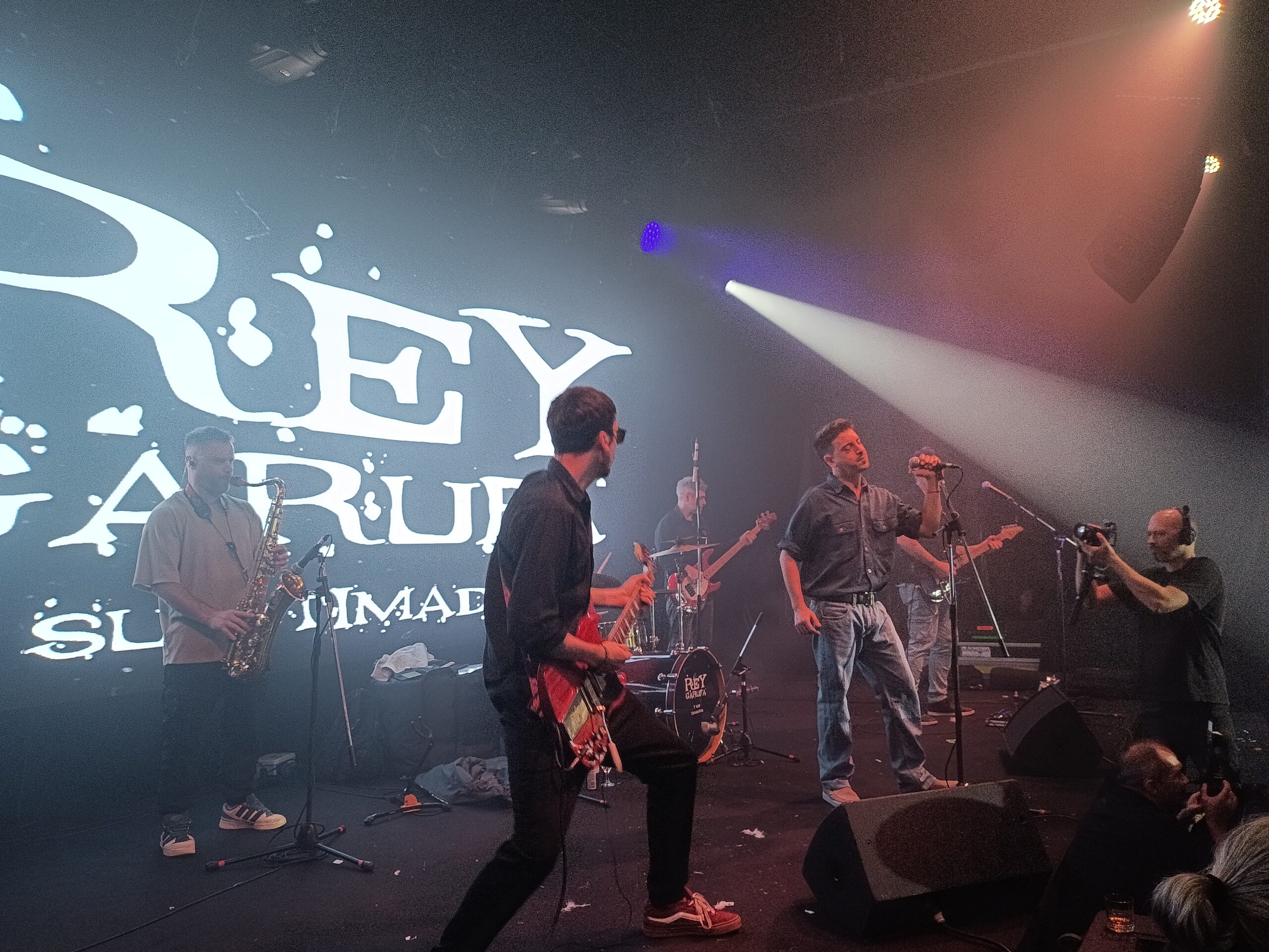 Show de Rey Garufa en el cumpleaños de Juan Manuel en Benavídez 1